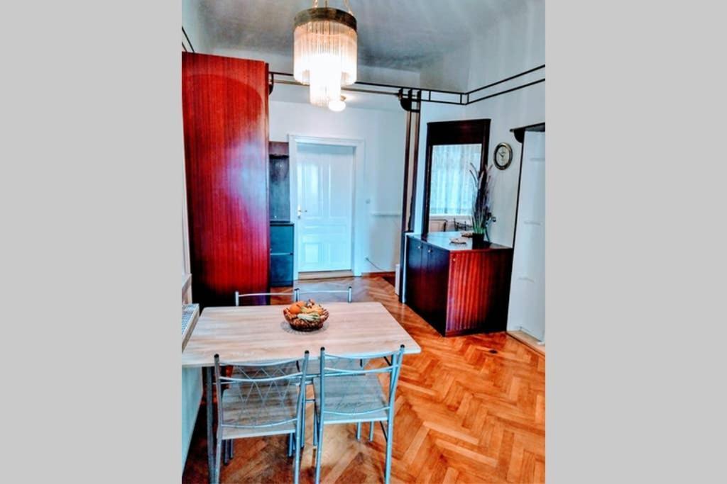 Family Apartment With Two Bathrooms Near To City Center เวียนนา ภายนอก รูปภาพ